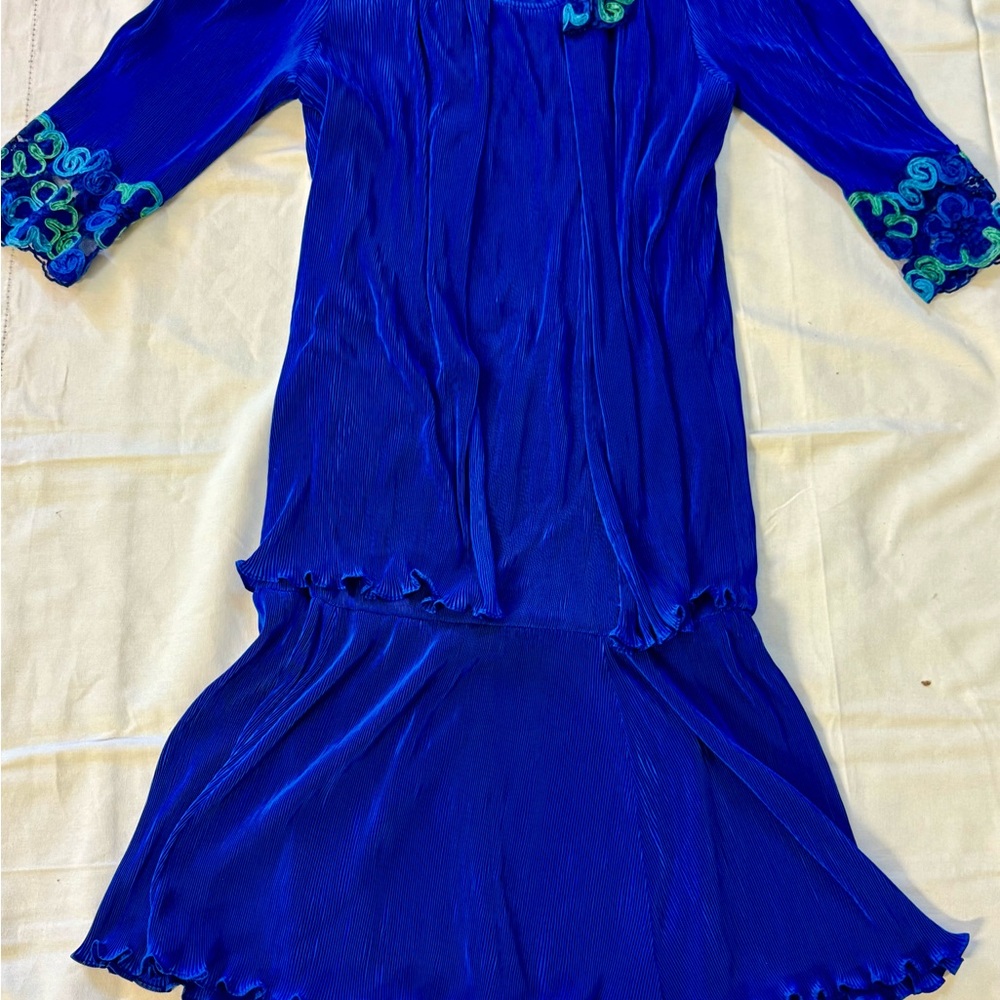 Vintage Classic French Style Made In Paris Blue Dress W/Floral Sleeve Embroidery